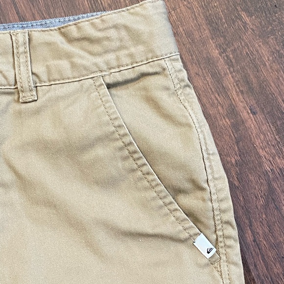 Quiksilver Youth Khaki Shorts - Picture 4 of 11